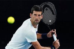 Vô địch Australian Open 2020: Nhà cái chọn Djokovic, Nadal hay một ai khác?