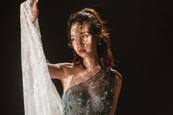 Juky San hát tình ca Đức Trí: Trong trẻo như sương mai nhưng cũng day dứt đến nao lòng