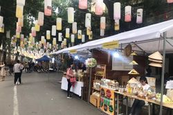 Không khí Tết tràn ngập Phố bích họa Thủ đô