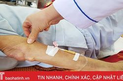 Bệnh gout và những biến chứng nguy hiểm cho xương khớp và thận