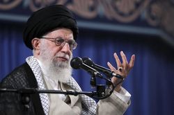 Lãnh tụ Khamenei: Iran phóng tên lửa là đòn nhằm vào hình ảnh nước Mỹ