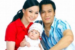 Trước khi bị cả 2 vợ cũ chỉ trích vô trách nhiệm, nam diễn viên Việt Anh từng có cách nuôi dạy con 'rất gì và này nọ'