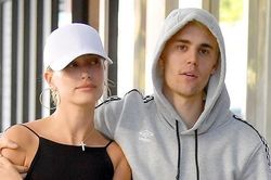 Hậu lễ cưới bí mật, Justin Bieber vẫn giữ nguyên sức hút với fan