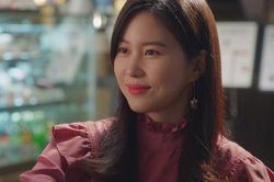Chồng ném cho 2 triệu để sắm Tết rồi vênh váo, tôi giơ điện thoại ra rồi nói một câu khiến anh tẽn tò