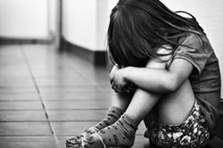Gã đàn ông đồi bại xâm hại bé gái 7 tuổi