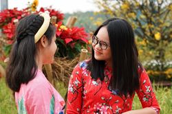 Đường hoa Phú Mỹ Hưng đông kín khách tham quan