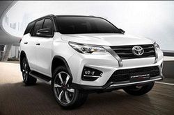 XE HOT (19/1): Toyota Fortuner 'cháy' hàng dịp Tết, bảng giá xe Brixton tháng 1