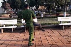 Phát hiện người đàn ông tử vong trên ghế đá hoa viên ở Đắk Lắk