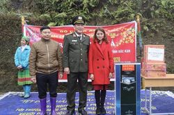 Cục Hậu cần - Bộ Công an chăm lo tết cho người nghèo Pác Nặm