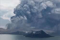 Philippines phong tỏa khu vực quanh núi lửa Taal