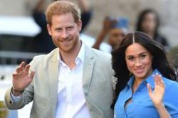 Bố của Meghan Markle chỉ trích vợ chồng Harry làm rẻ rúng Hoàng gia Anh