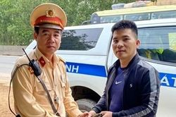 Người dân viết thư cảm ơn cán bộ CSGT ở Bình Định