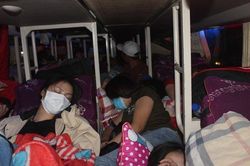 Nhức nhối những chuyến xe khách cuối năm