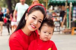 Nhật Kim Anh và con trai khóc hết nước mắt khi phải chia xa nhau