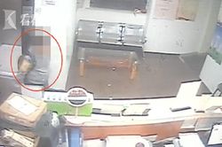Áp lực thành tích, học sinh tiểu học bỏ nhà đi bụi rồi xin làm nhân viên khách sạn