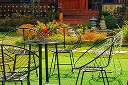Gần Tết, chồng thú nhận mất 2 tỷ vào tay người tình 47 tuổi