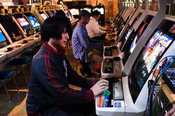 Mê đỏ đen online, người trẻ Hong Kong thành nạn nhân của lừa đảo