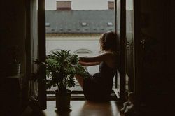 Đàn bà không ghen… không phải đàn bà?