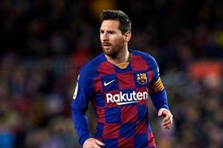 Top 10 cầu thủ hưởng lương cao nhất trong màu áo Barca: Messi 'chấp tất'