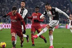 Ronaldo khơi mào, Juventus đè bẹp Roma