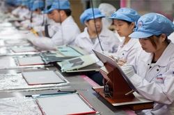 iPad, MacBook có thể 'Made in Vietnam' vì chiến tranh thương mại