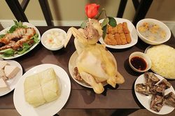 Mâm cỗ ngày Tết 3 miền Bắc Trung Nam, nét văn hóa 'chảy' theo chiều dài đất nước