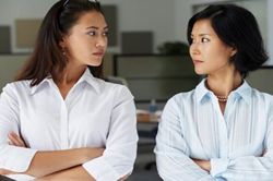 Sự thật động trời sau hàng tá câu chuyện mẹ chồng khen 'con dâu hụt'