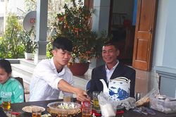 Tết đến, Công Phượng có bị bố mẹ giục lập gia đình?