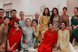 Tăng Thanh Hà - Phương Khánh diện áo dài, vui 'hết nấc' trong tiệc tất niên cùng hội bạn
