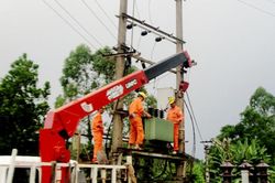 Mất điện ở một số nơi do mưa lớn
