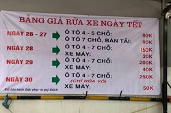 Ngày 30 Tết: Giá dịch vụ rửa xe tăng đột biến