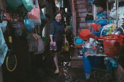 Người Hà Nội lội bì bõm trong đêm giao thừa