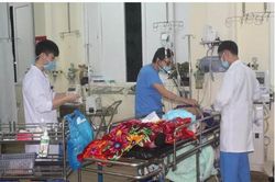 Kíp trực cấp cứu đặc biệt đêm Giao thừa ở Hải Dương