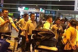 Không kịp đón giao thừa nhưng vẫn hạnh phúc khi được trở về