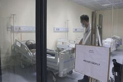 Hà Nội cách ly bệnh nhân sốt cao trở về từ Vũ Hán