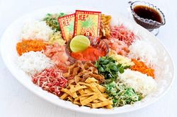 Yee Sang – Món ăn mang lại may mắn trong Năm Mới ở Malaysia