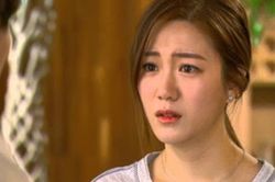 Chồng đi thể dục, tôi không nói gì chỉ cười khẩy, sau đó nhắn cho anh một tin khiến anh tê tái chạy về