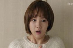 Đêm tân hôn, tá hỏa thấy chồng đổ thứ đó ra giường rồi vui mừng nói 'Mình tân hôn thôi vợ'
