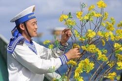 Giao thừa nơi đầu ngọn sóng