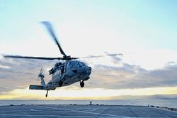 Trực thăng MH-60S của hải quân Mỹ rơi ở biển Philippines