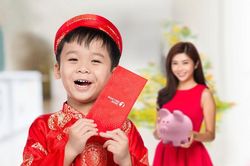 Con được 20 triệu đồng lì xì, cha mẹ dạy sử dụng như thế nào?
