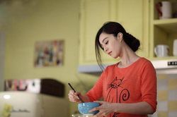 Phụ nữ đừng tự làm khổ mình trong ba ngày Tết