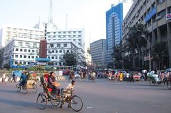Một Bangladesh xa và gần