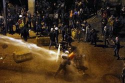 An ninh Liban sử dụng biện pháp mạnh tay với người biểu tình ở Beirut