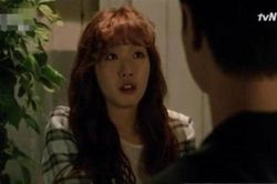 Đau đớn phát hiện âm mưu đê hèn của vợ khi nghe được cuộc đối thoại của vợ và mẹ ruột lúc nửa đêm
