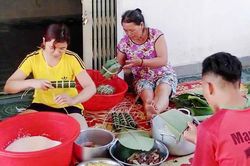 Tết của đồng bào phía Bắc định cư ở Krong: Độc đáo, nhân văn