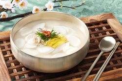 Loạt món ăn hấp dẫn của các nước vào dịp Tết Âm lịch