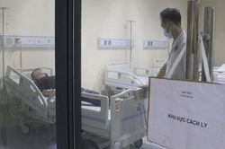 Cách ly 18 y, bác sĩ tiếp xúc bé trai nghi nhiễm virus corona