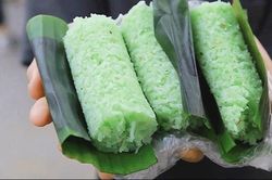 Bánh ống lá dứa – món ăn tuổi thơ của người miền Tây