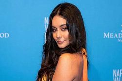 Chia tay bạn trai 9 năm, Vanessa Hudgens đang 'vui như Tết'